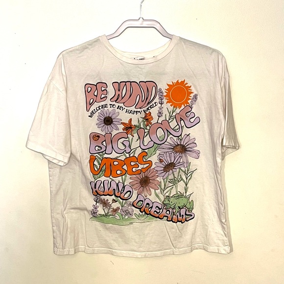 Ole by Koton size M (teenage) white graphic tee. EUC. - Picture 4 of 13